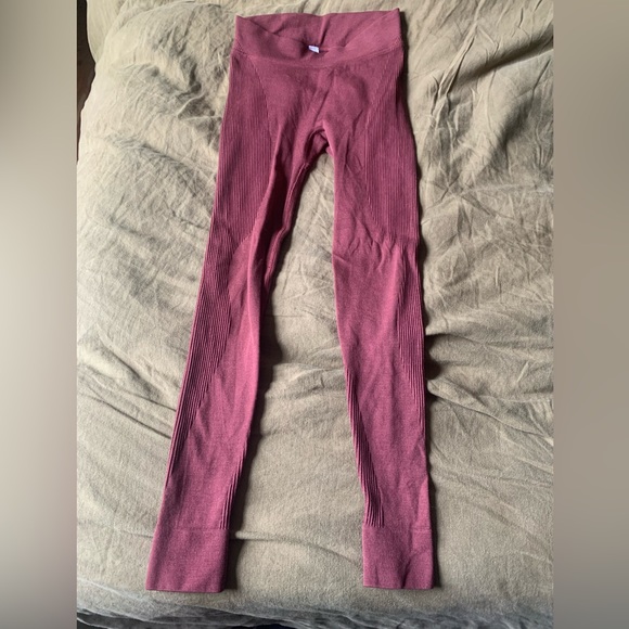 Lululemon Wool-blend warm leggings size S - Picture 2 of 4